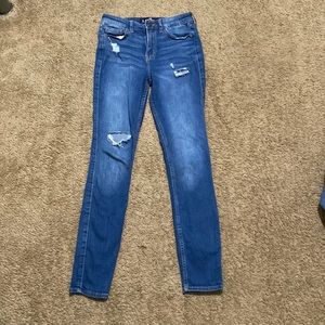 Hollister hi rise ripped skinny jeans